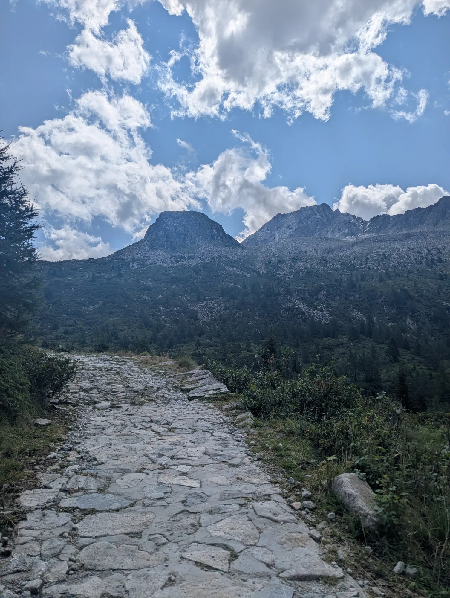 La vista prima della centrale